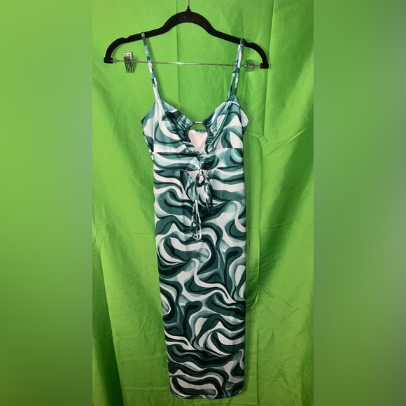 Victoria + Sophia Dress size Large - Picture 1 of 4